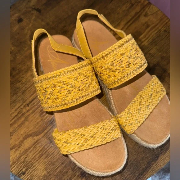 American Rag shoes Size 6 slip on, elastic ankle strap - Picture 7 of 8